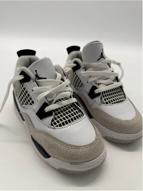 Jordan Retro 4 Sneakers Size 10 Toddler White and Grey